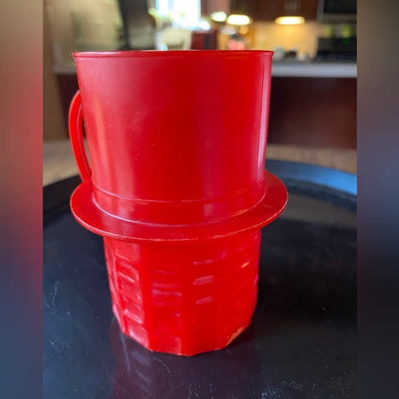 Vintage Mr. Planter Peanut Red Mug - Picture 7 of 7